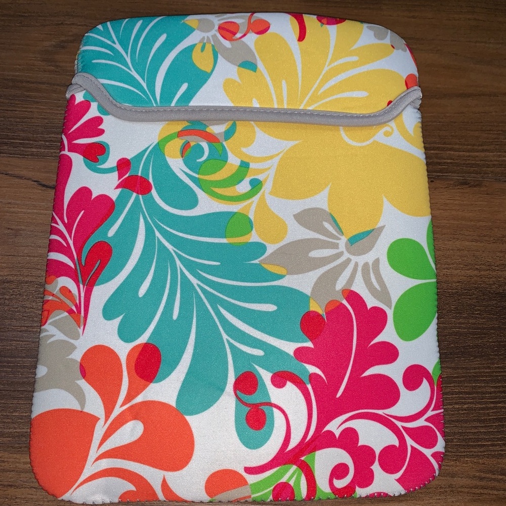 Thirty One 9.4” iPad/Tablet Case